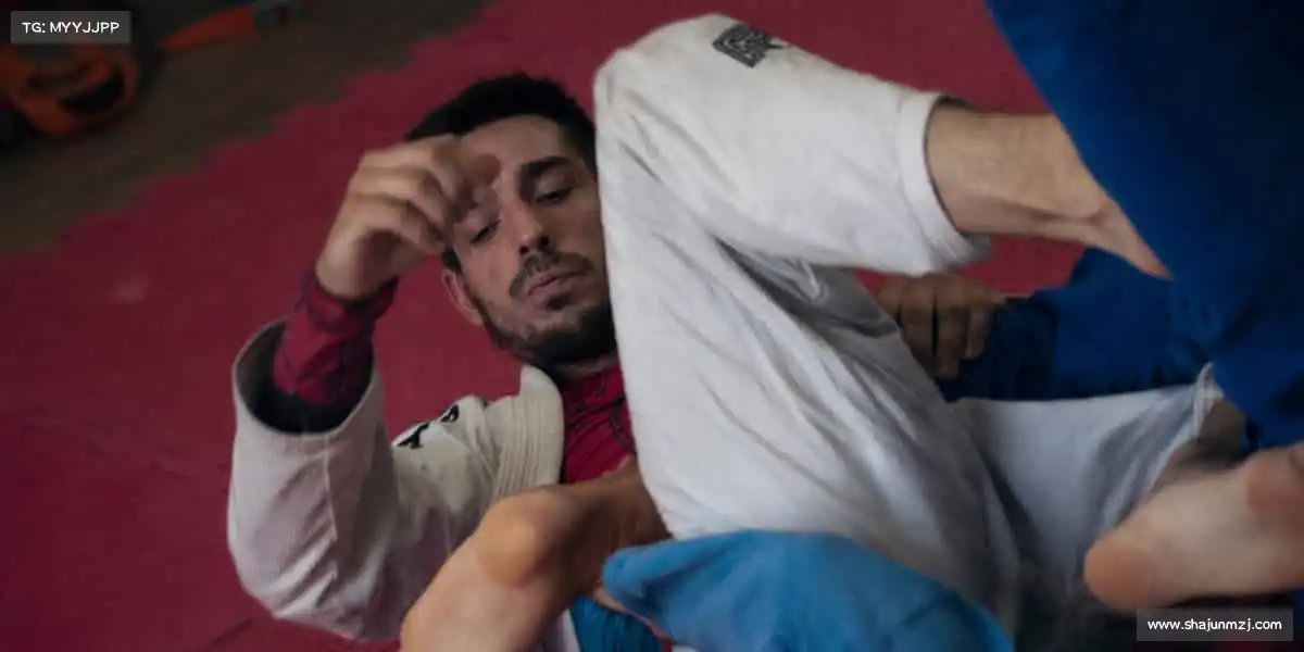 凯发一触即发——🏄♀️🌊浪尖起舞，勇者无惧！